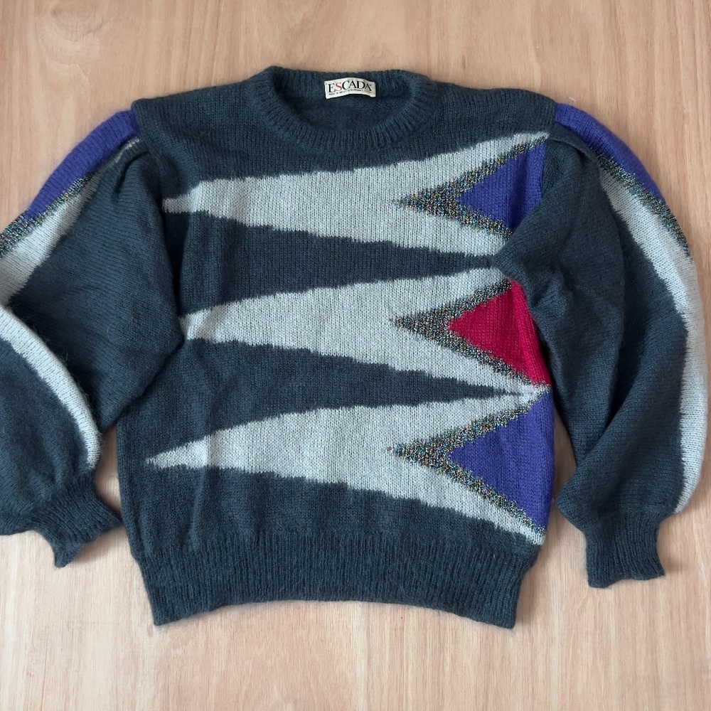 Vintage Escada superkid mohair blend sweater size 38 crewneck blue puff sleeve
